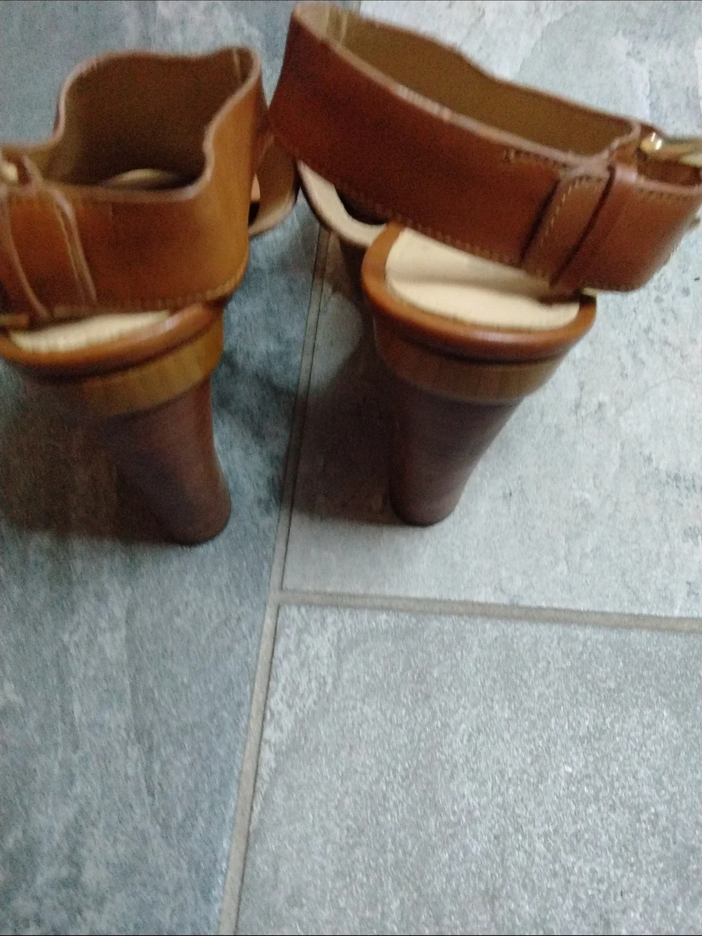 Michael Michael Kors Tan Leather Open-Toe Women’s Sandals